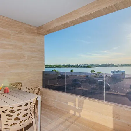 Apartmanidas56 * Nin