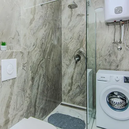 Apartmanidas56 * Nin