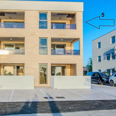 Apartmanidas56 Nin