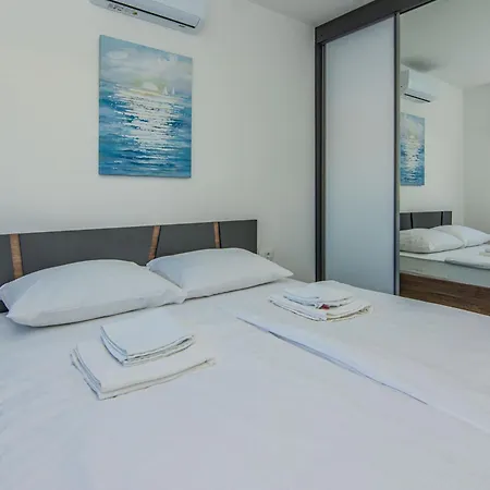 Apartmanidas56 *